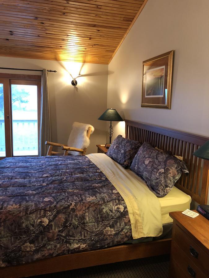 Comstock Premier Lodge Llc Sargent Экстерьер фото